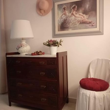 La Vie En Rose - Casa Vacanze Diamante Luaran gambar