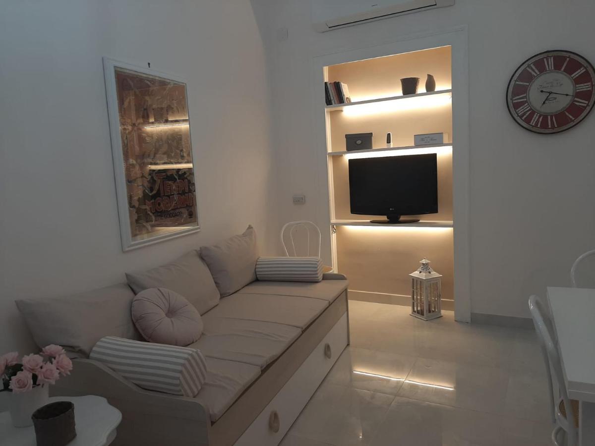 La Vie En Rose - Casa Vacanze Diamante Luaran gambar
